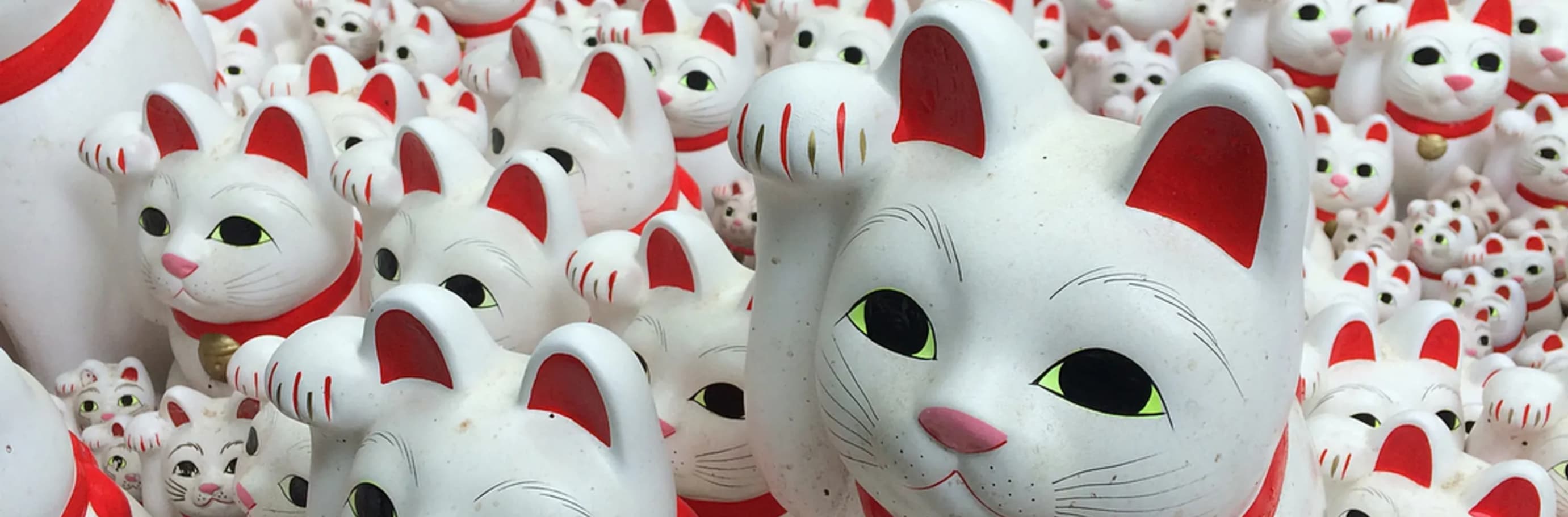 Manekineko at Gotokuji shrine, Tokyo